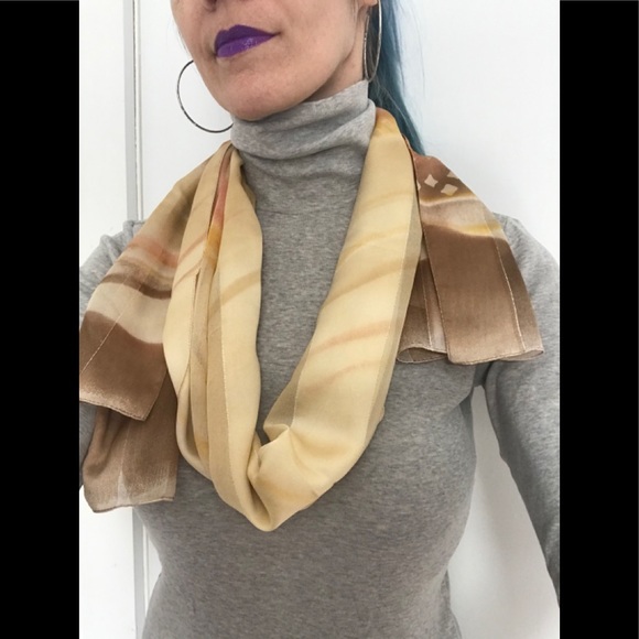 Vintage Abstract Pattern Dress Scarf Silver Strips - Picture 3 of 12